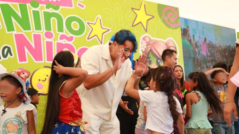 RICARDO GALLARDO FESTEJA A NIÑEZ DE VILLA DE POZOS CON JUGUETES Y NUEVA ÁREA RECREATIVA