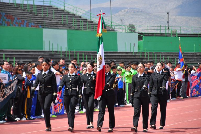 GOBIERNO ESTATAL ABANDERA A DELEGACIÓN POTOSINA RUMBO A LOS JUEGOS ESTATALES ESCOLARES 2026