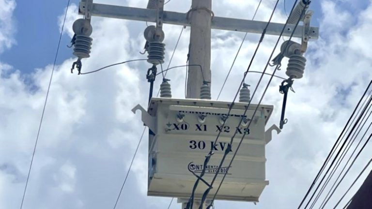 CFE DEJA SIN LUZ A HABITANTES DE VILLA DE RAMOS