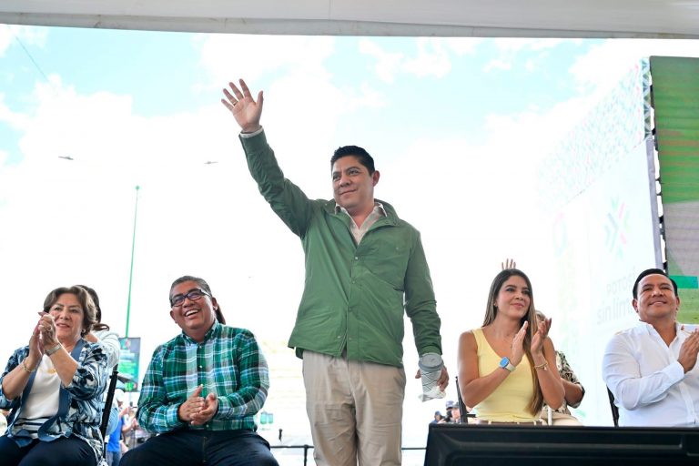 Gobierno del estado pagará el servicio de agua a los adultos mayores