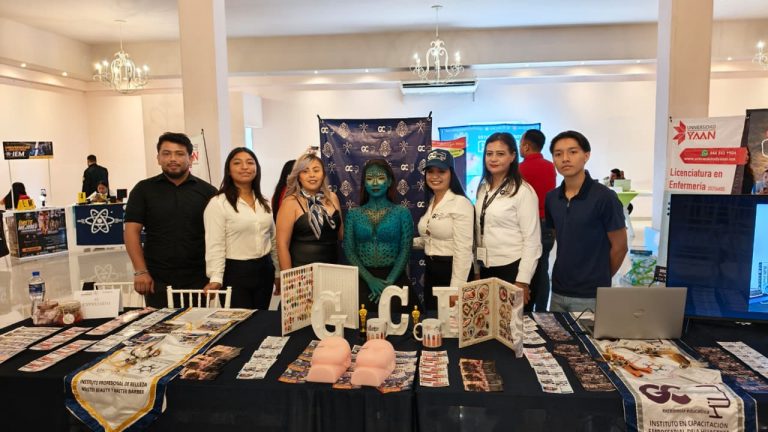 EXPOBECAS REÚNE A 500 JÓVENES EN CIUDAD VALLES
