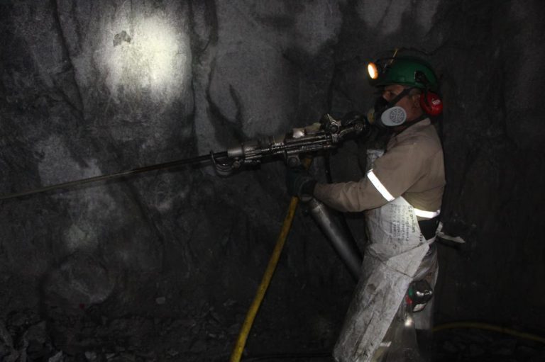 SAN LUIS POTOSÍ LIDERA PRODUCCIÓN NACIONAL DE FLUORITA