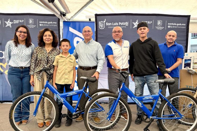 Fundación Telmex Telcel entrega equipo y ayudas funcionales al DIF Capitalino para beneficiar a familias potosinas