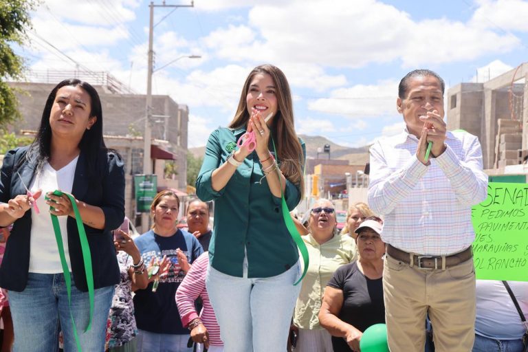 GOBIERNO DEL ESTADO ENTREGA MODERNIZADA CALLE JULIÁN CARRILLO EN LA COLONIA TEPEYAC