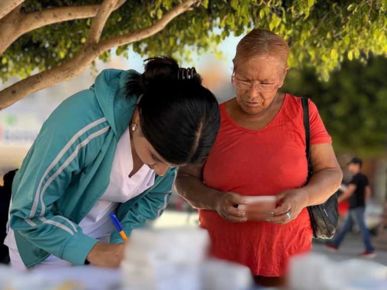 DIF MUNICIPAL ABASTECE DE MEDICINAS A FAMILIAS DE MATEHUALA
