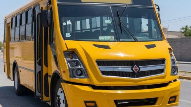 ESTUDIANTES DE MATEHUALA SE JUEGAN LA VIDA EN DEFICIENTE TRANSPORTE ANTE OMISIÓN DE LA SCT