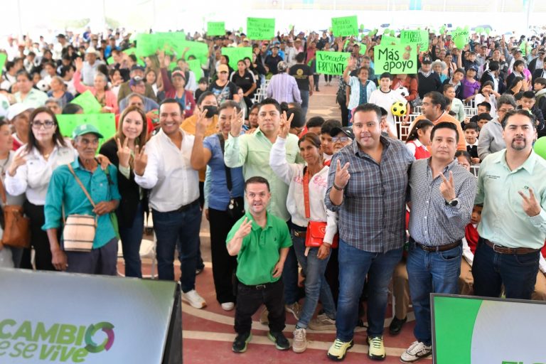 EL GOBERNADOR RICARDO GALLARDO LLEVA MÁS INFRAESTRUCTURA HÍDRICA Y URBANA A VENADO