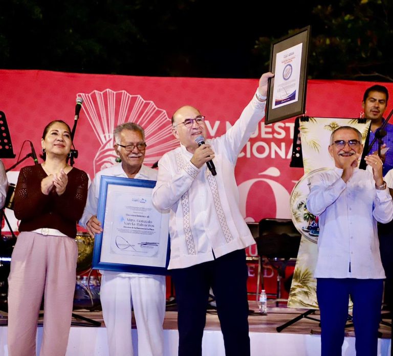Espectacular inicio de la IV Muestra Nacional de Danzón, Enrique Galindo encabeza inauguración