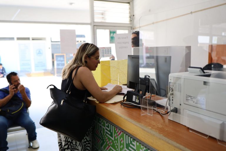 SECRETARIA DE FINANZAS CON APOYO A FAMILIAS EN LA REGULARIZACIÓN DE SUS VEHÍCULOS