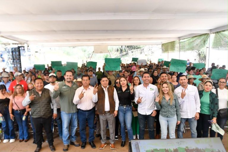 EL GOBERNADOR RICARDO GALLARDO HACE REALIDAD EL CAMINO A TORRECITAS, OBRA ESPERADA POR AÑOS