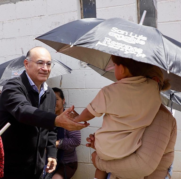Enrique Galindo encabeza acciones de rehabilitación en la comunidad de Rinconada
